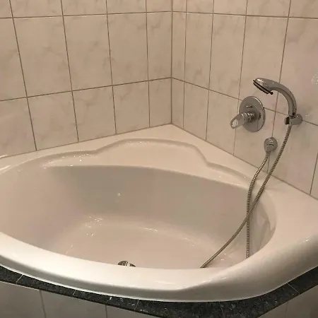 Park-residenz Isernhagen 招待所 汉诺威