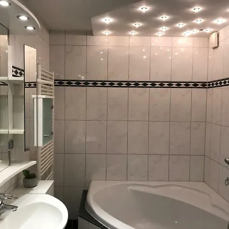 Park-residenz Isernhagen 게스트하우스 3*
